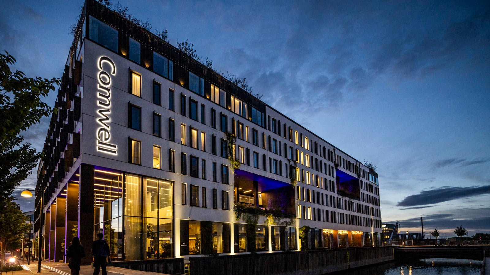 Comwell-background-image